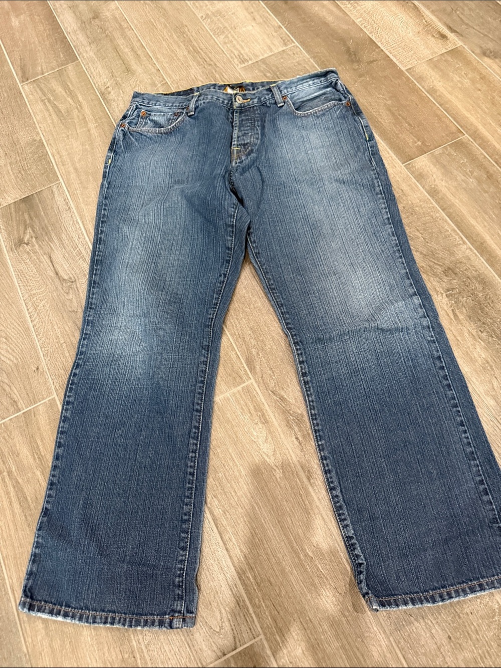 Lucky Brand Men’s Blue Straight-Leg Jeans